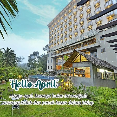 Famvida Hotel Lubuklinggau Ngoại thất bức ảnh