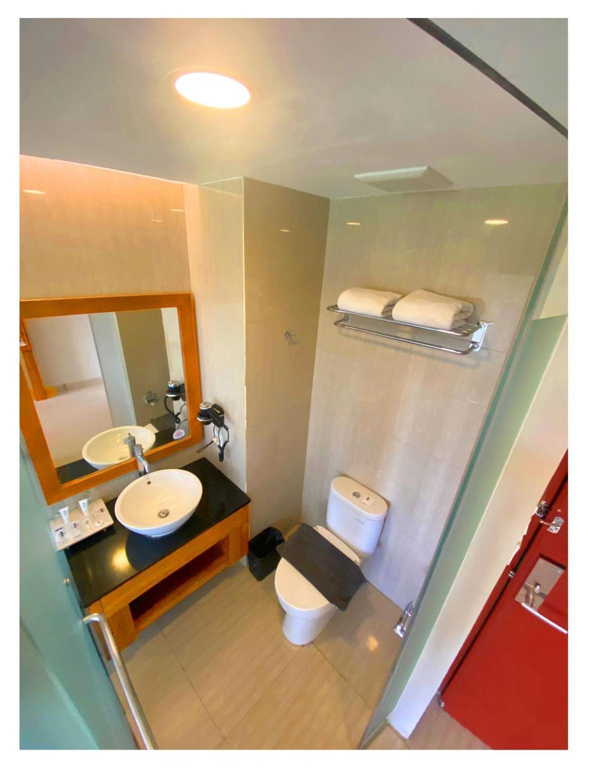 Famvida Hotel Lubuklinggau Ngoại thất bức ảnh