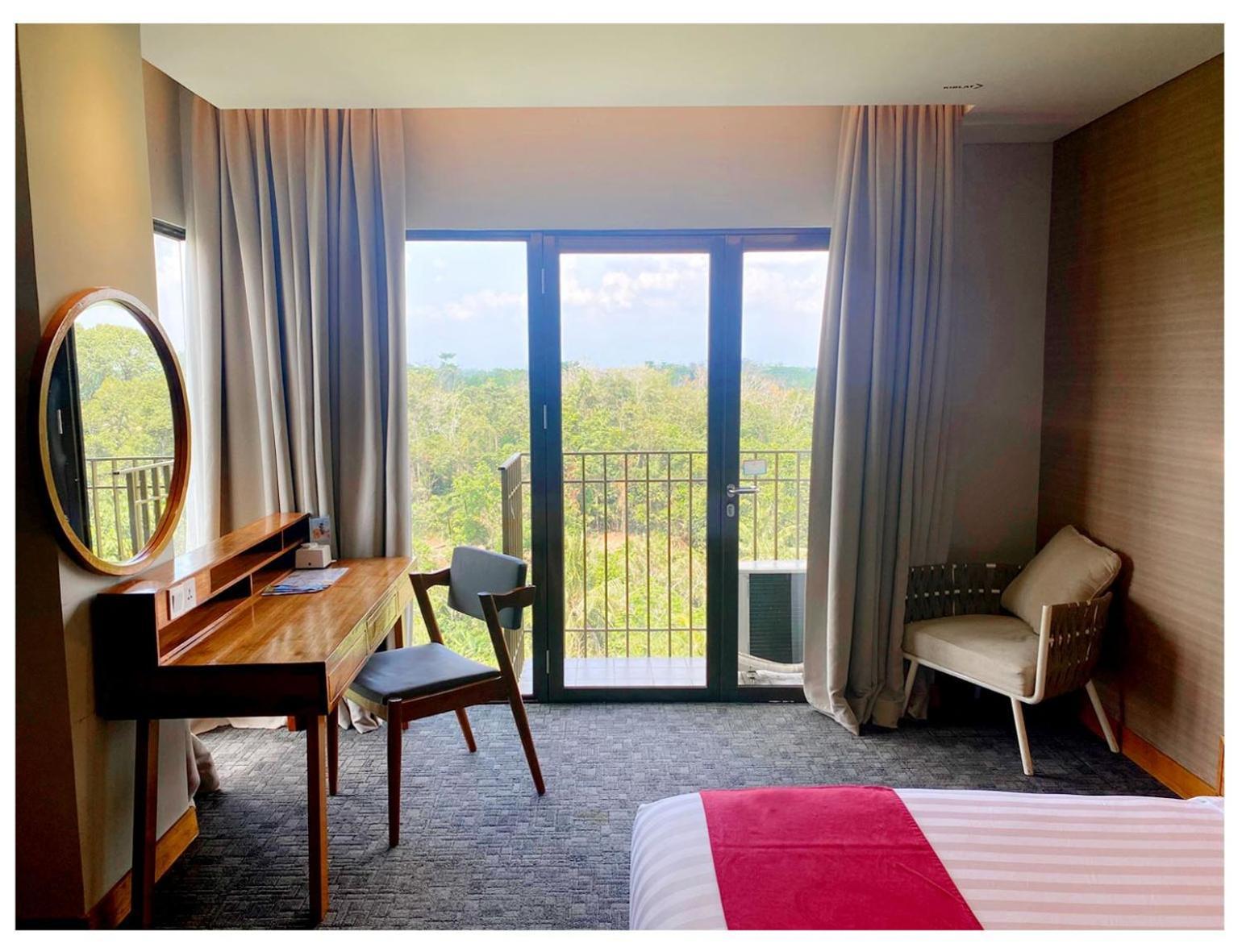 Famvida Hotel Lubuklinggau Ngoại thất bức ảnh