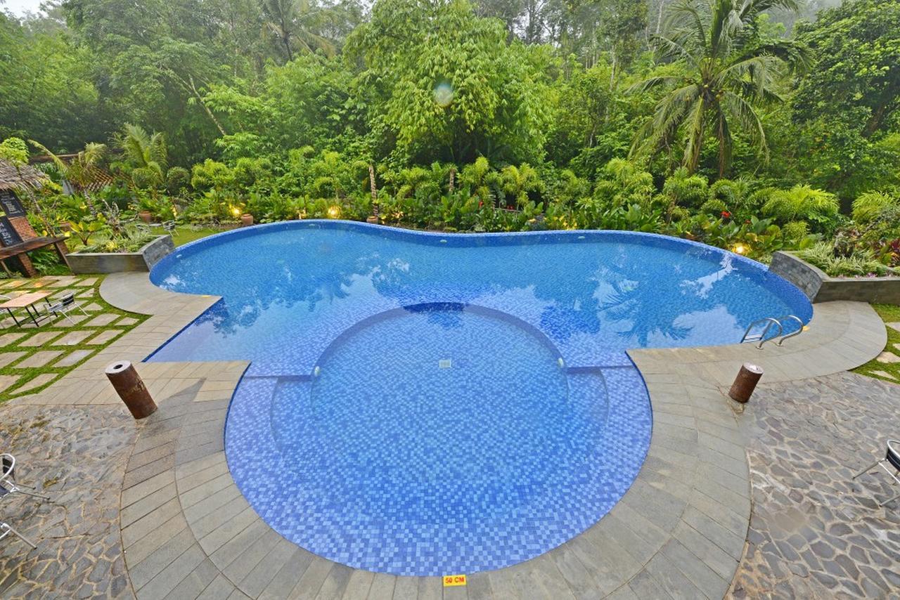 Famvida Hotel Lubuklinggau Phòng bức ảnh