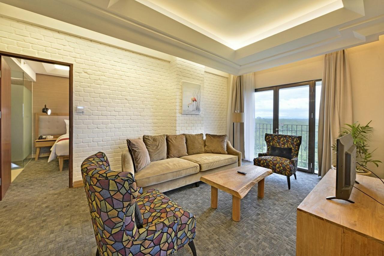 Famvida Hotel Lubuklinggau Phòng bức ảnh