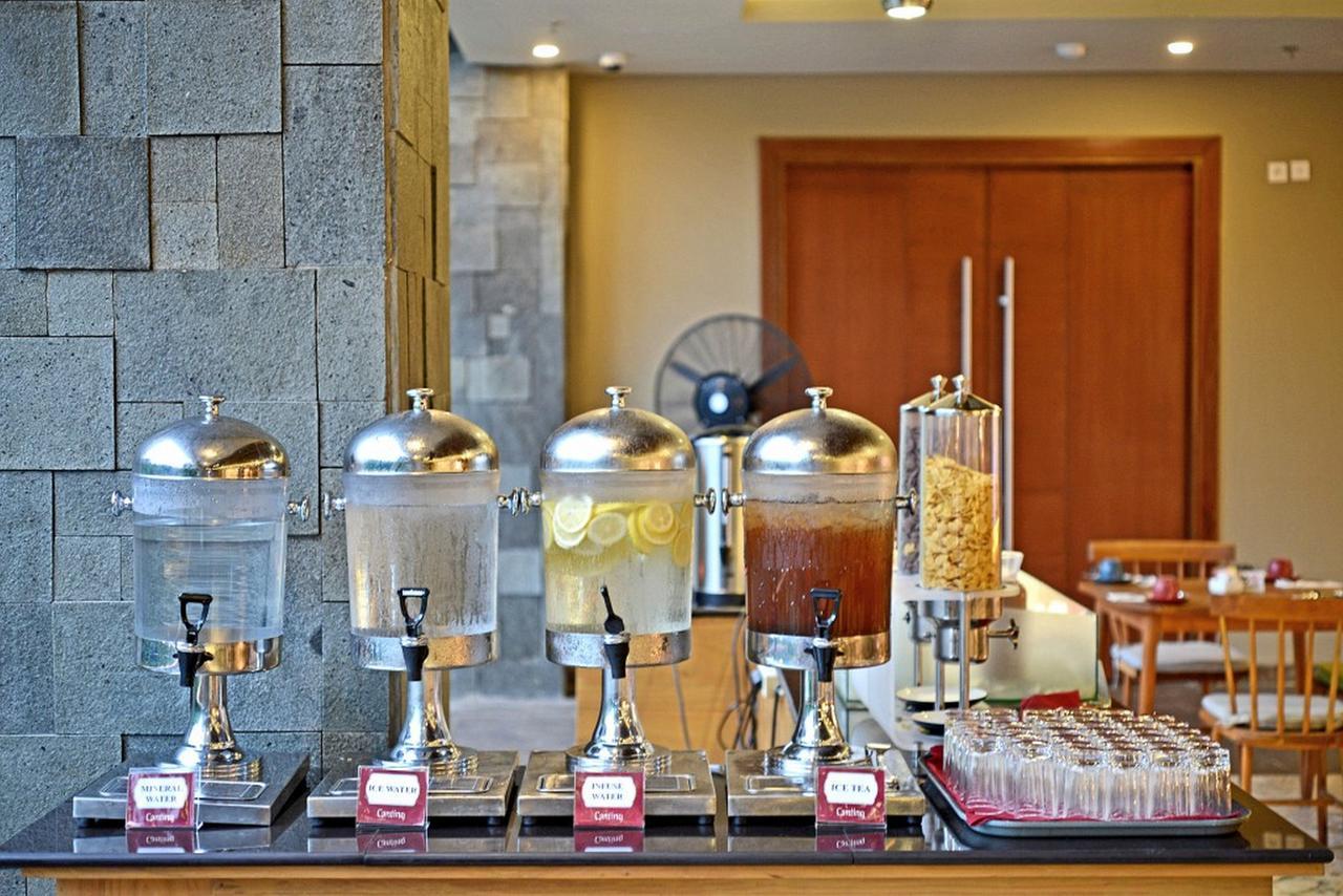 Famvida Hotel Lubuklinggau Ngoại thất bức ảnh