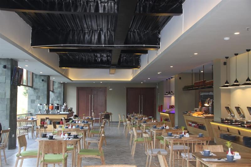 Famvida Hotel Lubuklinggau Ngoại thất bức ảnh
